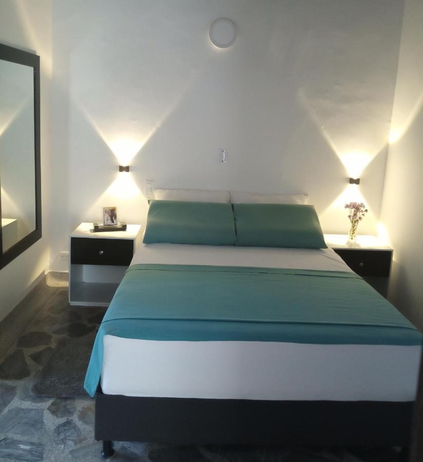 Vip Apartasuites Rosales Medellín Zewnętrze zdjęcie