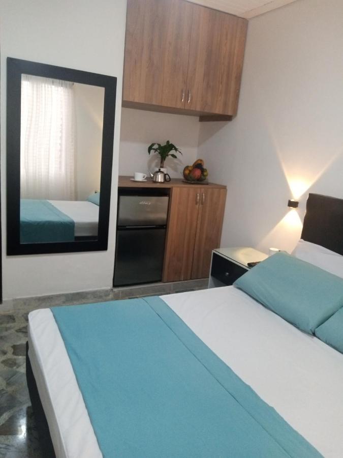 Vip Apartasuites Rosales Medellín Zewnętrze zdjęcie