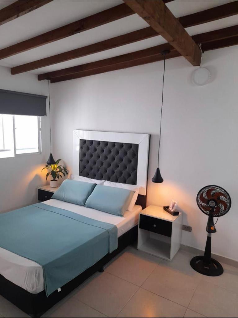 Vip Apartasuites Rosales Medellín Zewnętrze zdjęcie