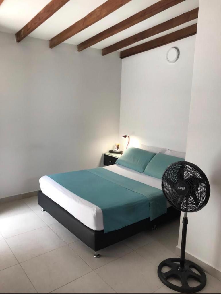 Vip Apartasuites Rosales Medellín Zewnętrze zdjęcie