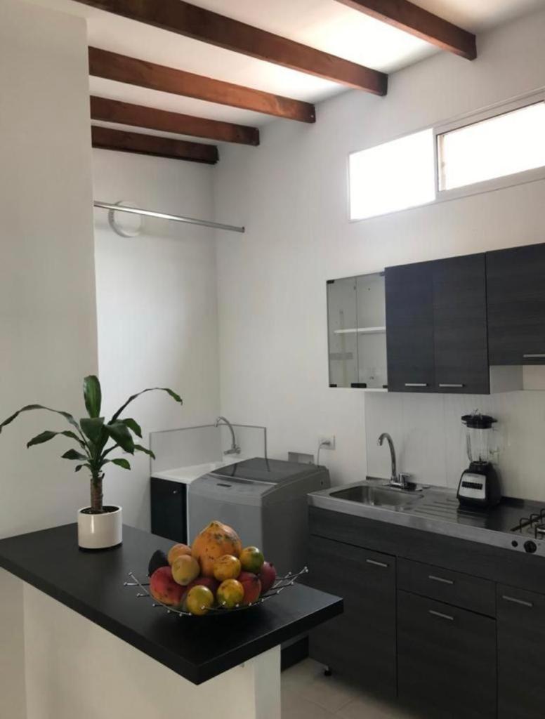 Vip Apartasuites Rosales Medellín Zewnętrze zdjęcie