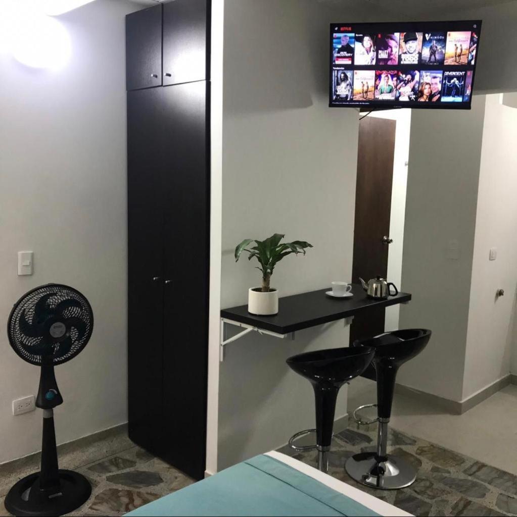 Vip Apartasuites Rosales Medellín Zewnętrze zdjęcie