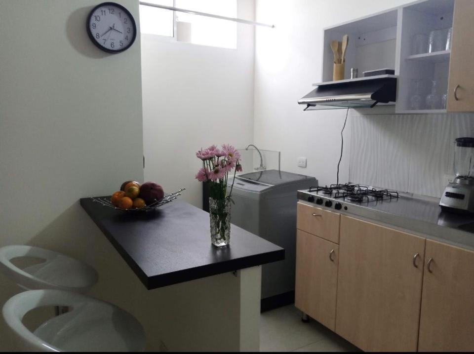 Vip Apartasuites Rosales Medellín Zewnętrze zdjęcie